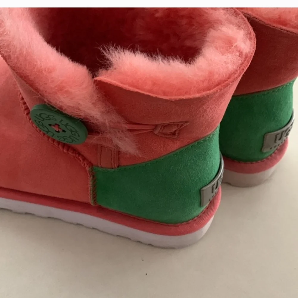 UGG Pinkb And Green Winter Boots
